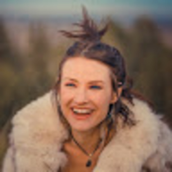 Meet your Posher, Sara - Picture 1 of 1